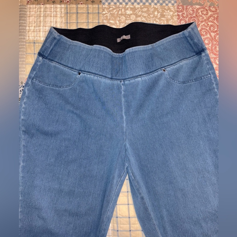 Maurice’s 18w pull on denim Jeggings, EUC, plus size